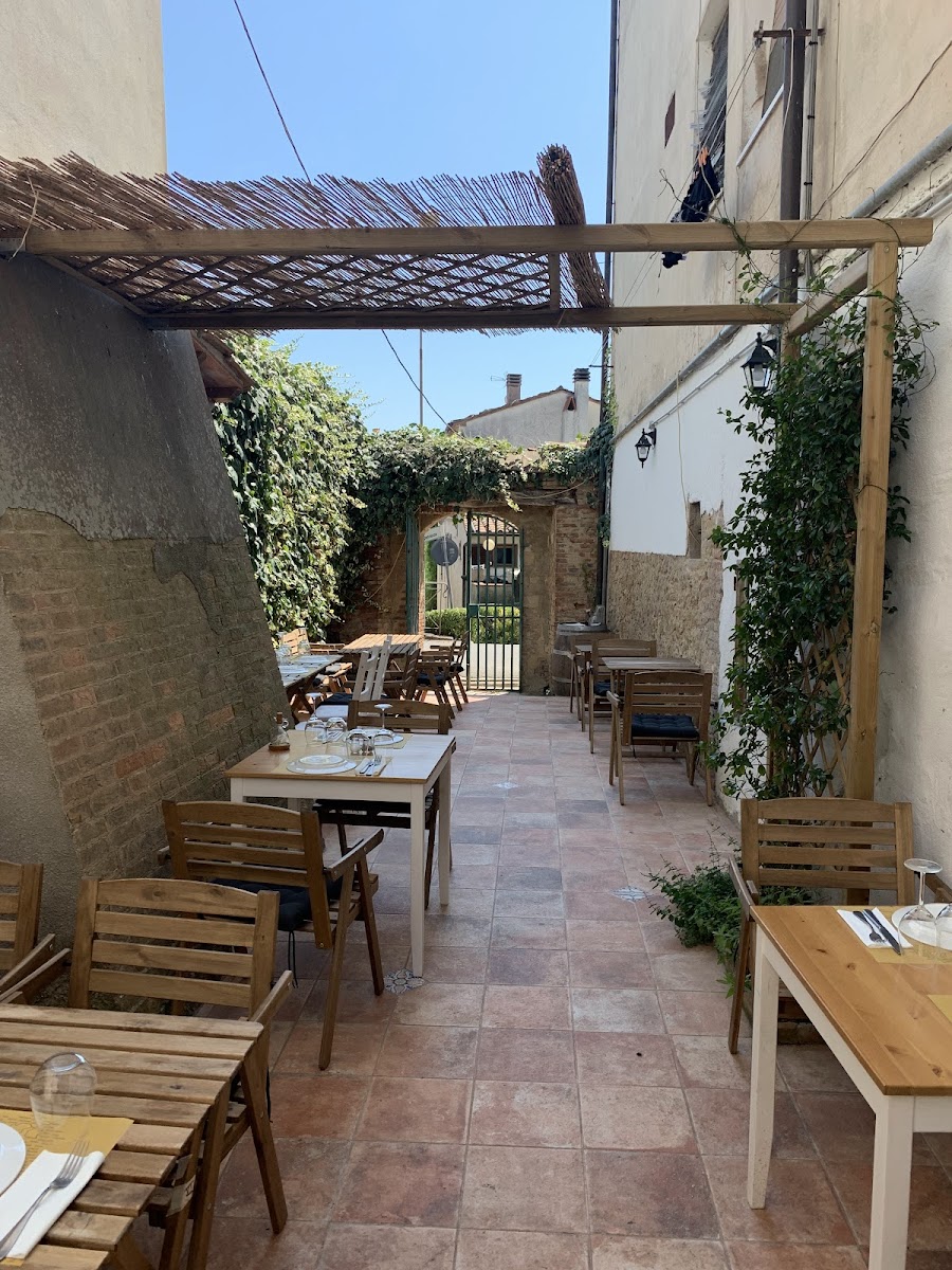 Cantina Giuliano Restaurant
