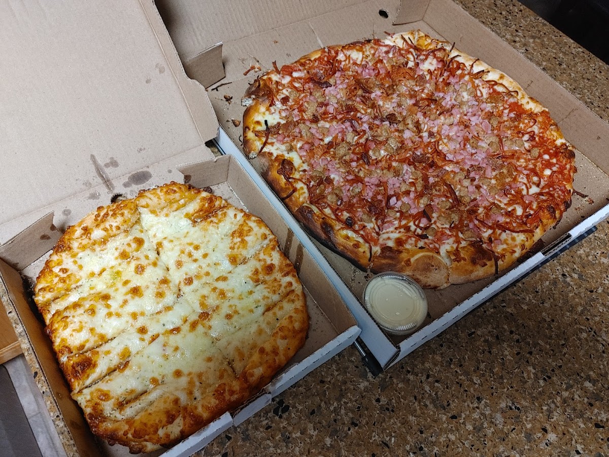 Capital City Pizza Co. Photos 2