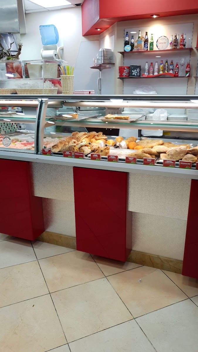 Capital Food Pizzeria