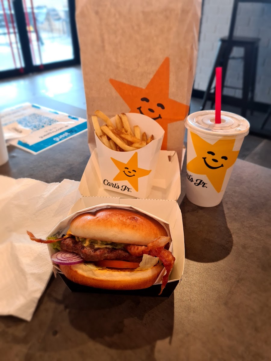 Carl's Jr. Rockhampton Photos 9