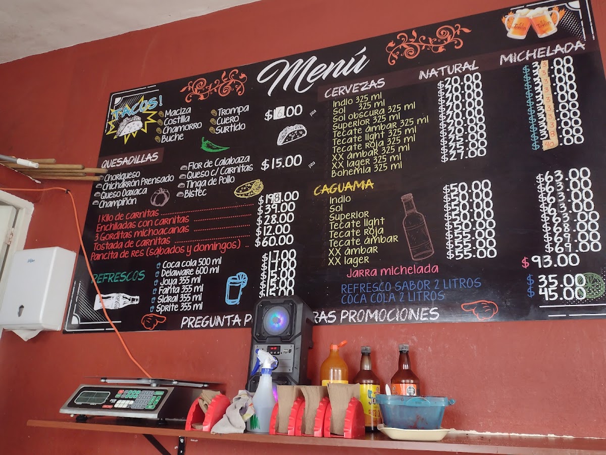 Carnitas El Takon Revolución