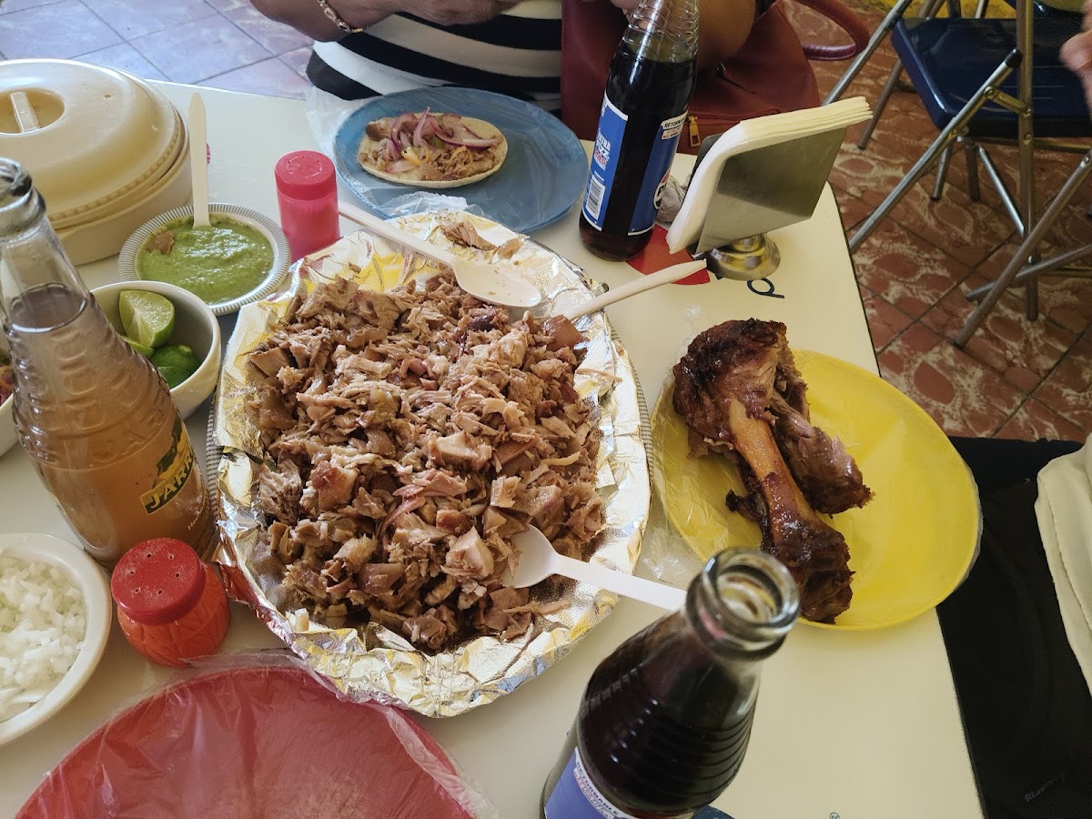 Carnitas Michoacanas Santa Julia Photos 9