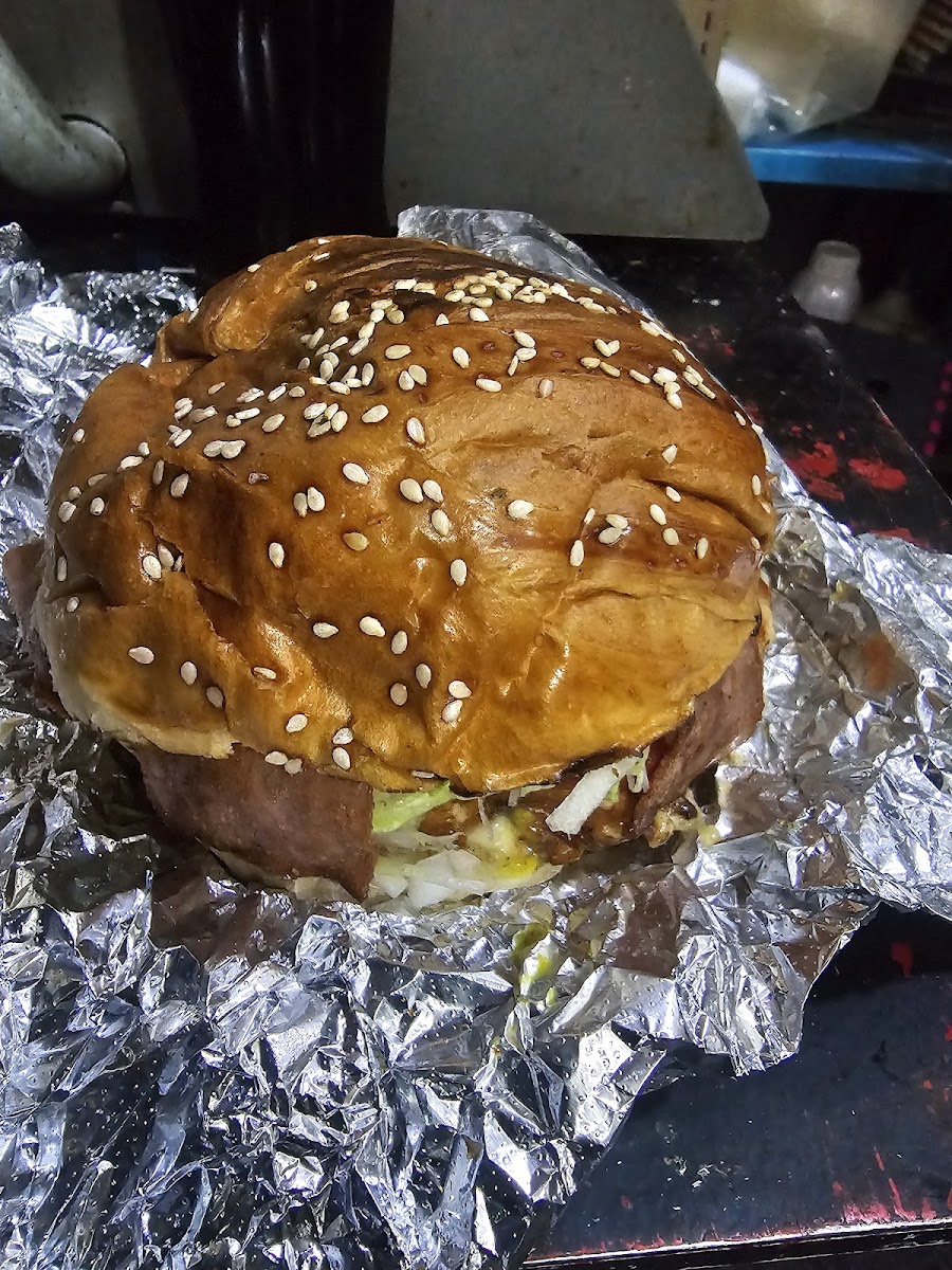 Cars Burguer Photos 2