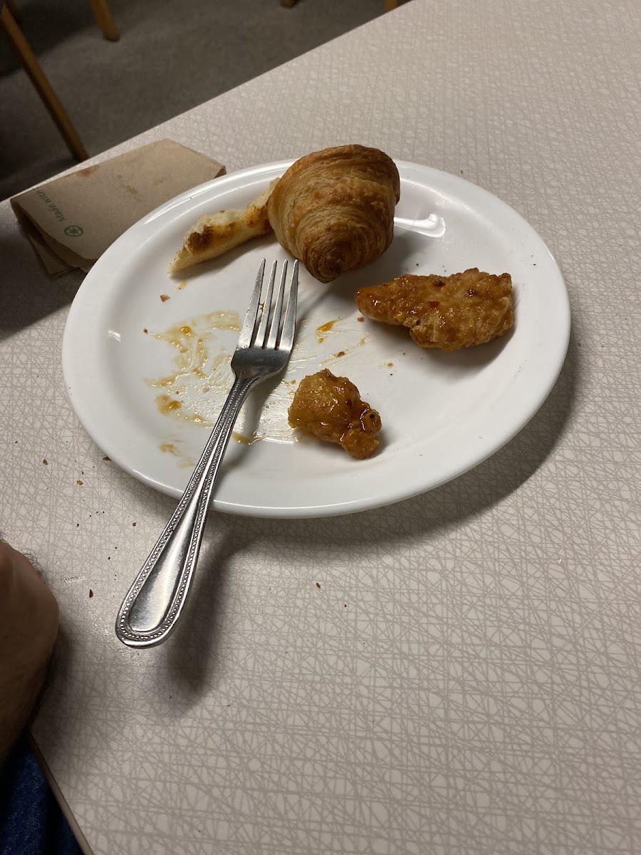 Carson Dining Hall Photos 9