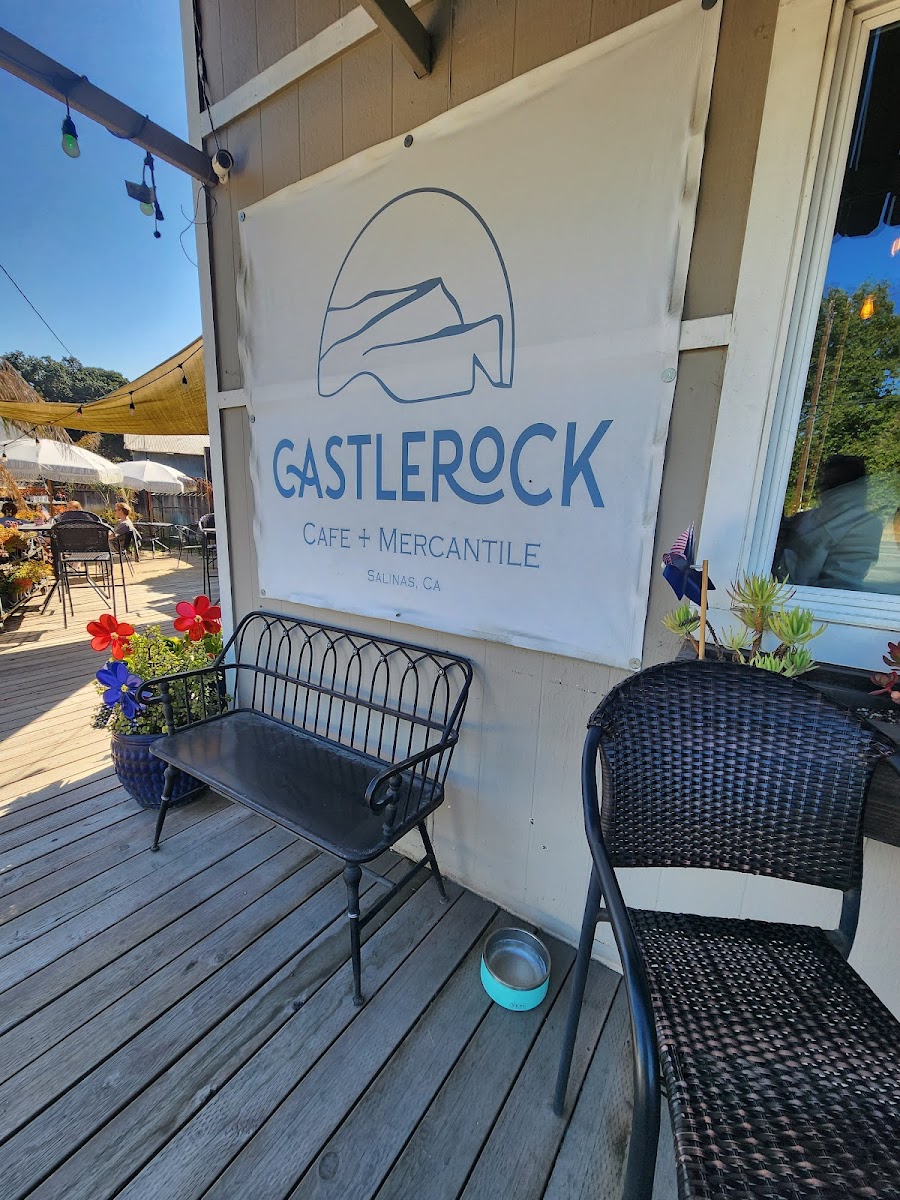 Castle Rock Cafe & Mercantile