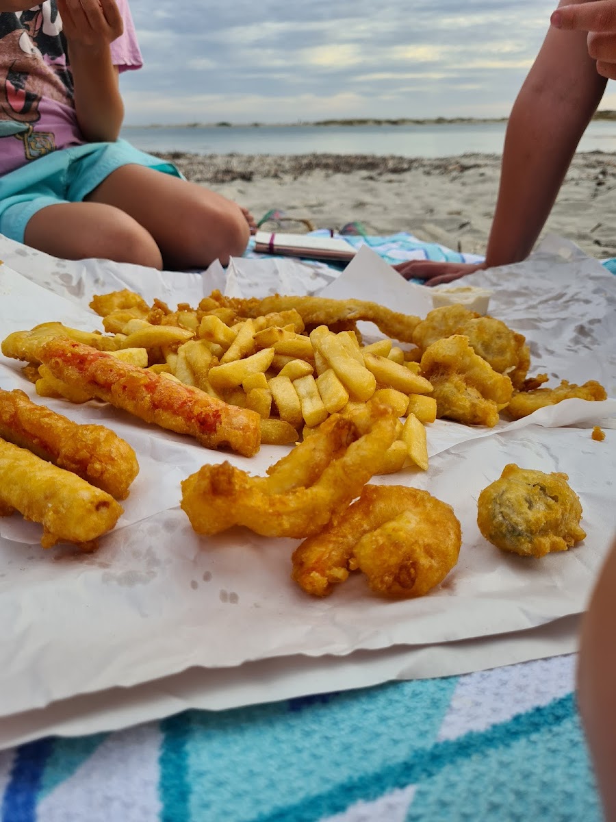 Catchy Fish And Chips Photos 2