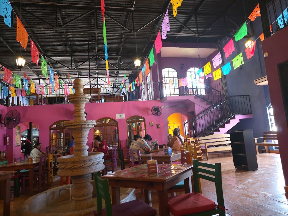 Catrinas Chilaquiles Cumbres