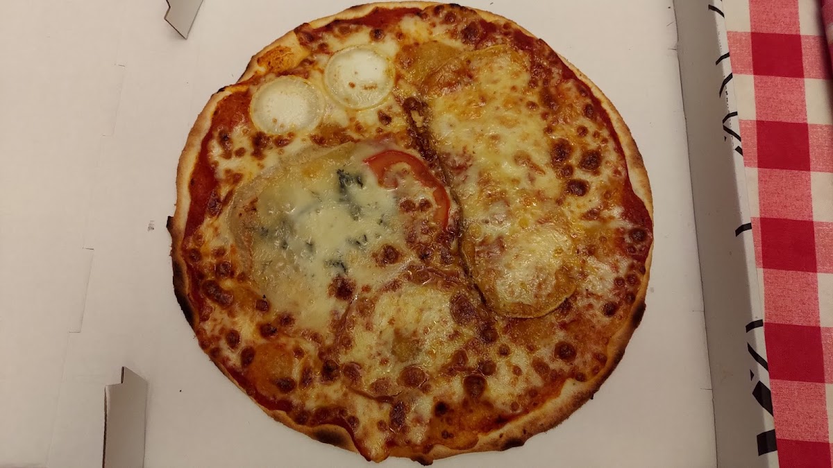 Ceasar Pizza Photos 2