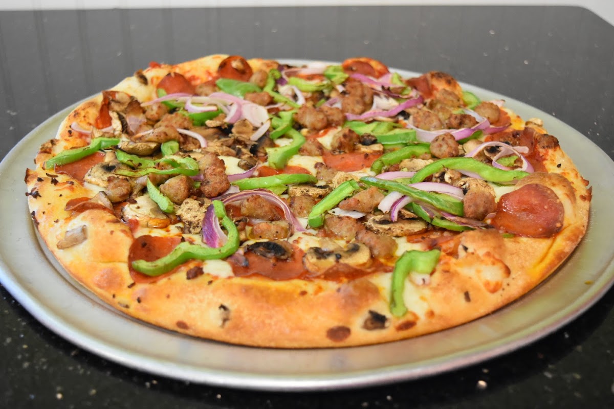 Cenario's Pizza Of Vacaville Photos 2