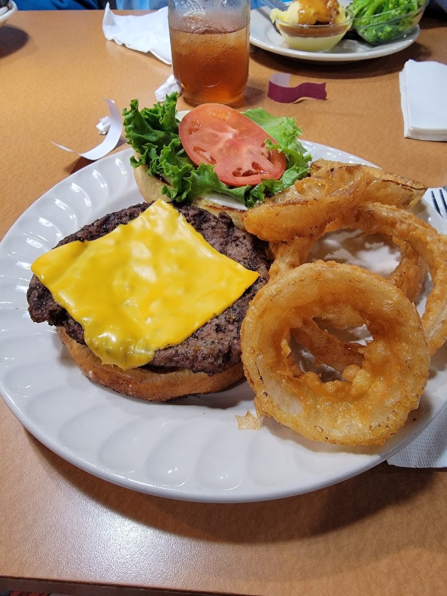 Charlie's Family Grill Photos 9