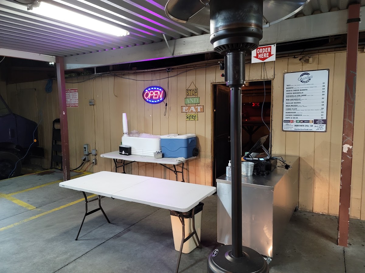 Charlie's Tacos