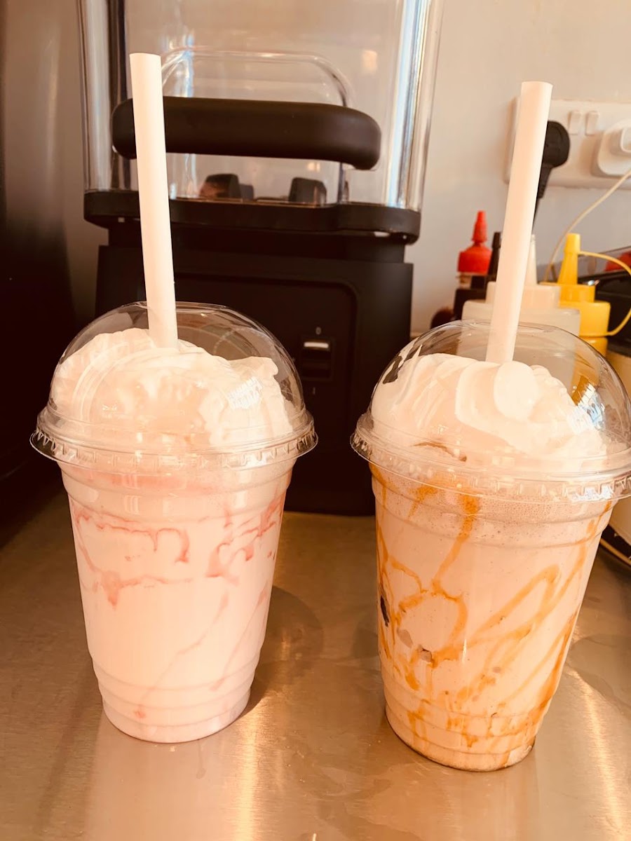 Cheat Day - Ice Cream + Cafe Photos 9
