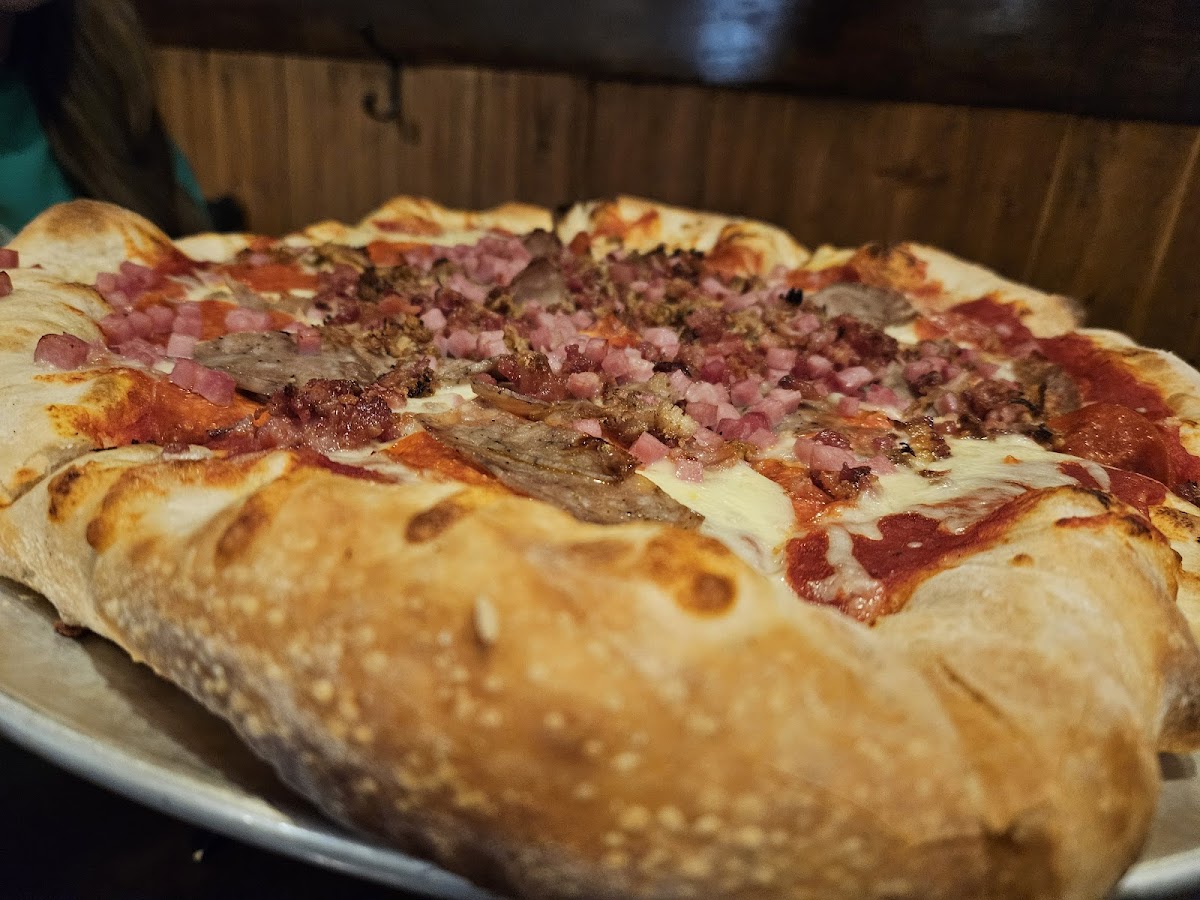 Cheat Mountain Pizza Photos 2