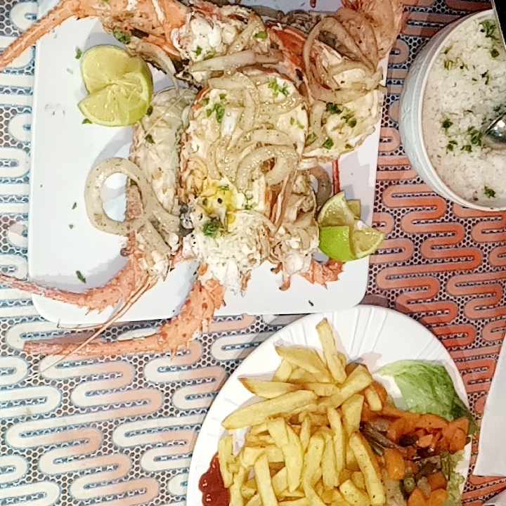 Chez Nabou - Le Rocher Photos 9
