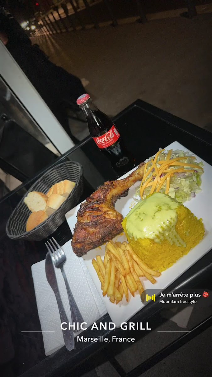 Chic And Grill Photos 9