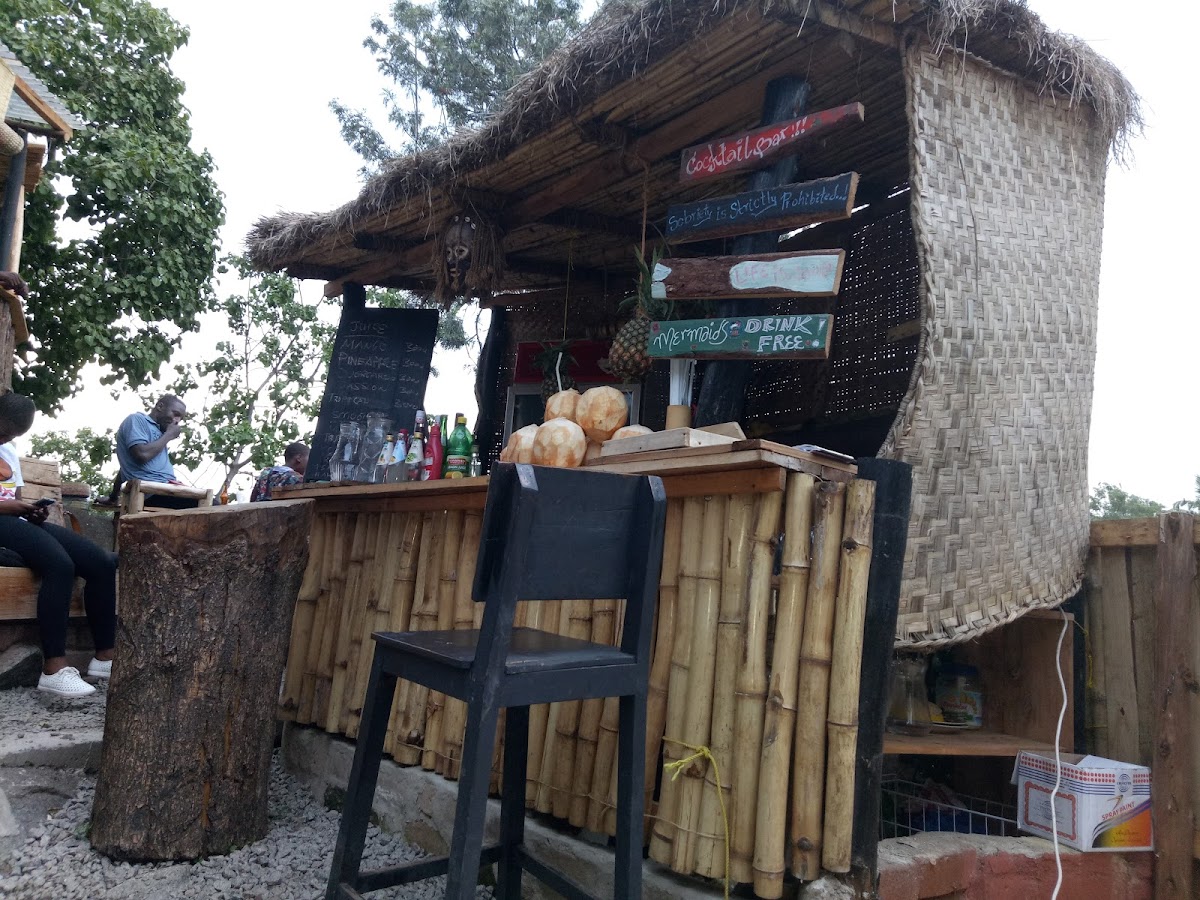 Chicken Run Bar And Grill