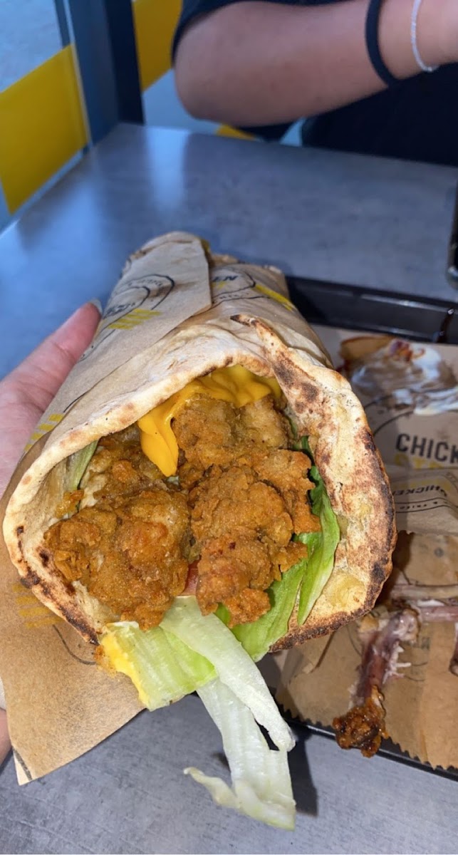 Chicken Street Troyes Naan & Fried Chicken Photos 9