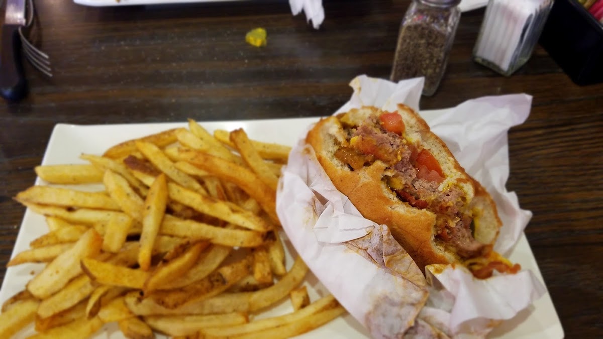 Chili Coast Burgers Photos 9