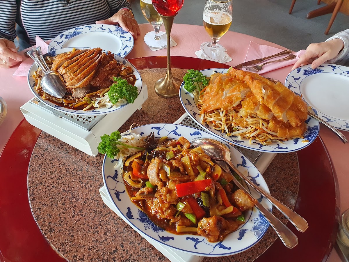 China-Restaurant Wong-Kei Photos 2