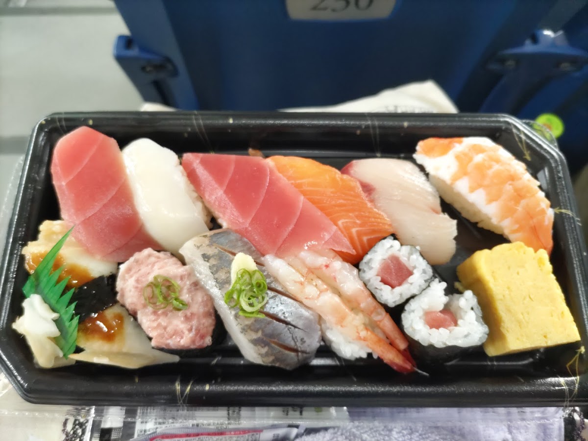 Chiyoda Sushi Metro M Korakuen Photos 9