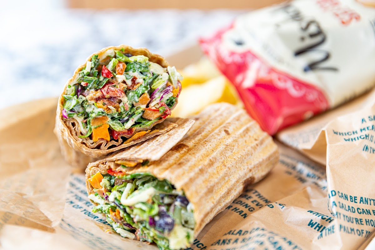 Chopt Creative Salad Co. Photos 9