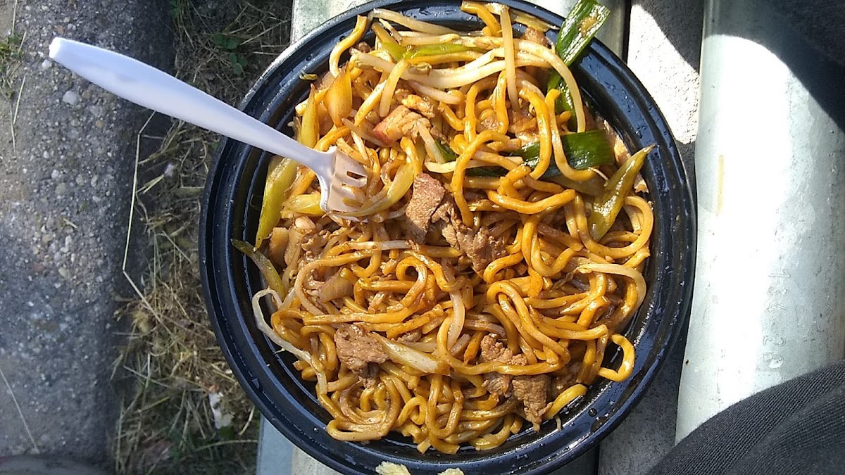 Chow Mein Charlie Photos 2