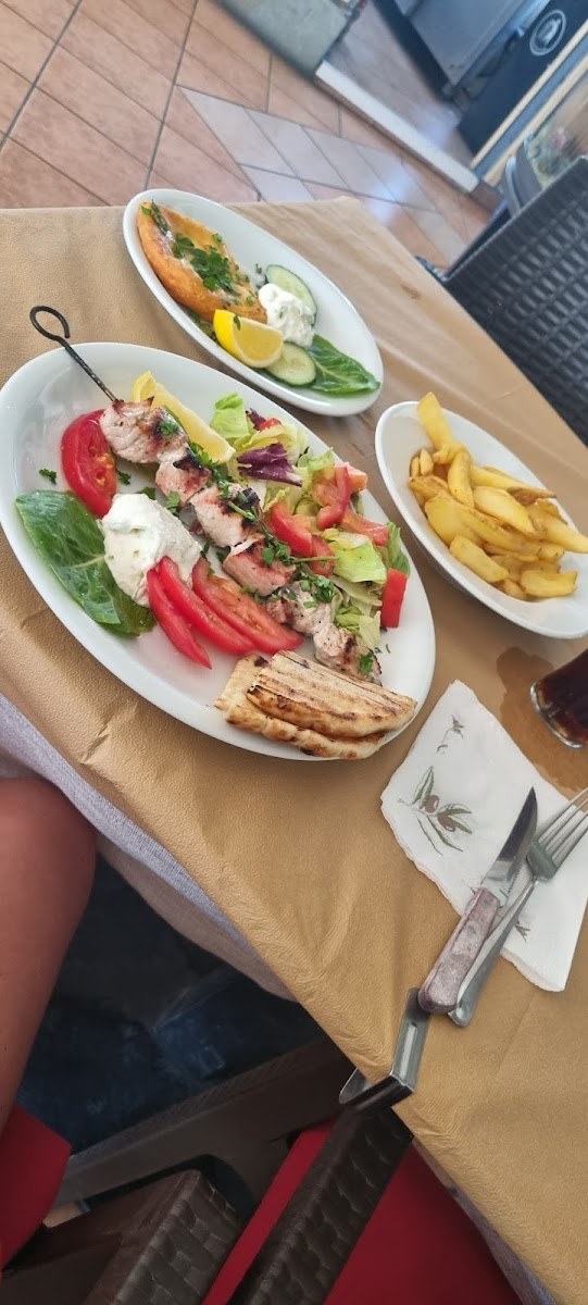 Christos Family Taverna Photos 9
