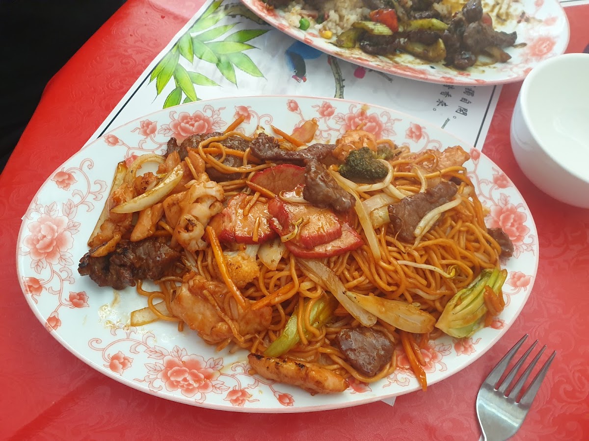 Churchill Chinese Restaurant Photos 9