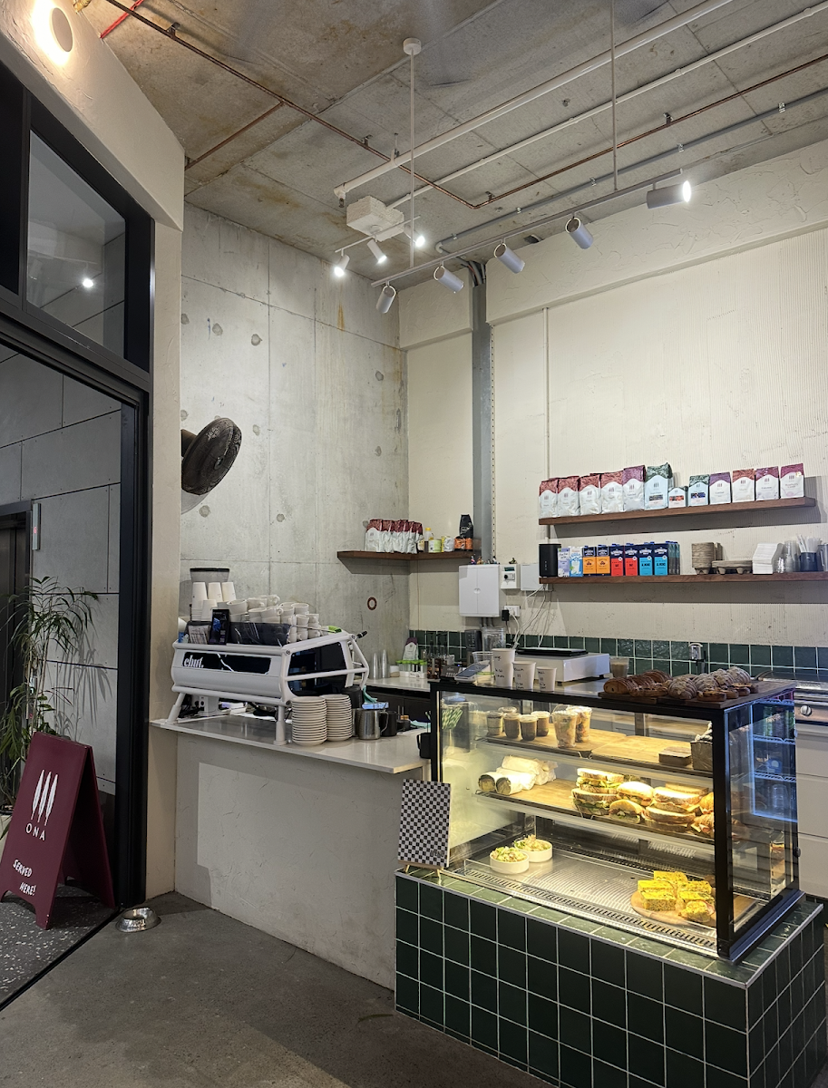 Chut & Co