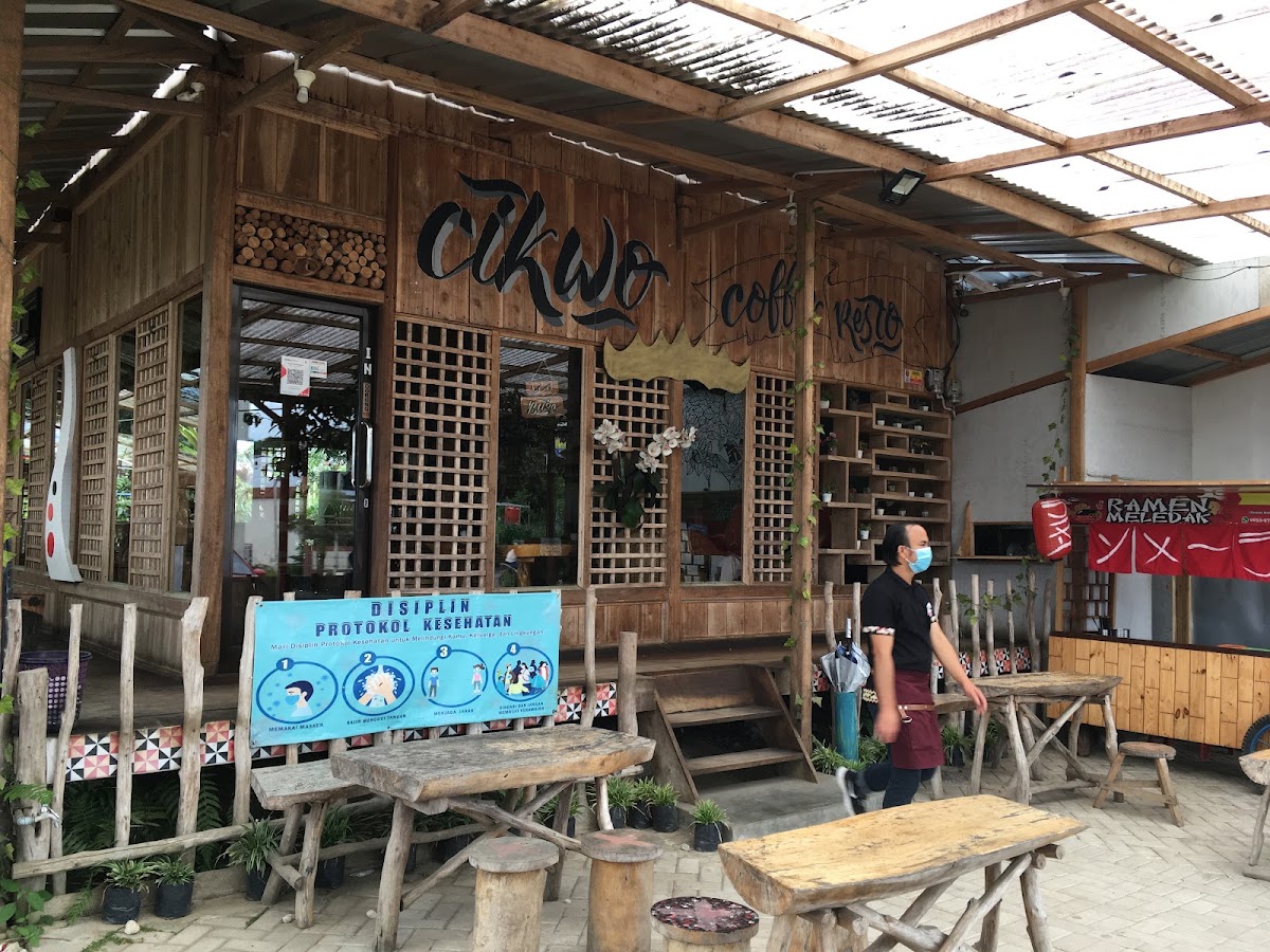 Cikwo Coffee & Resto Liwa