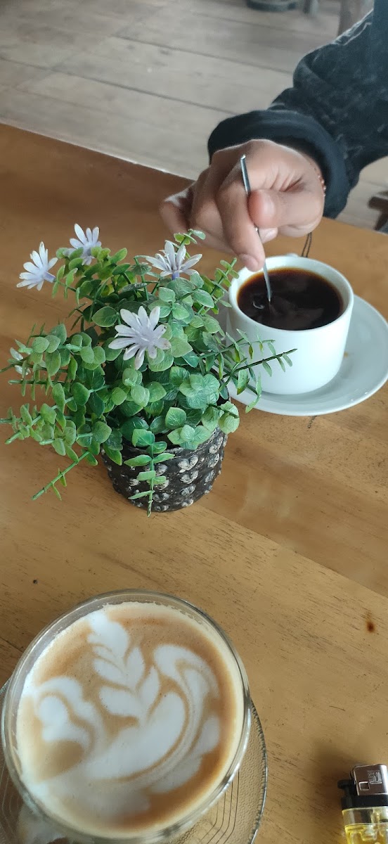 Cikwo Coffee & Resto Liwa Photos 9
