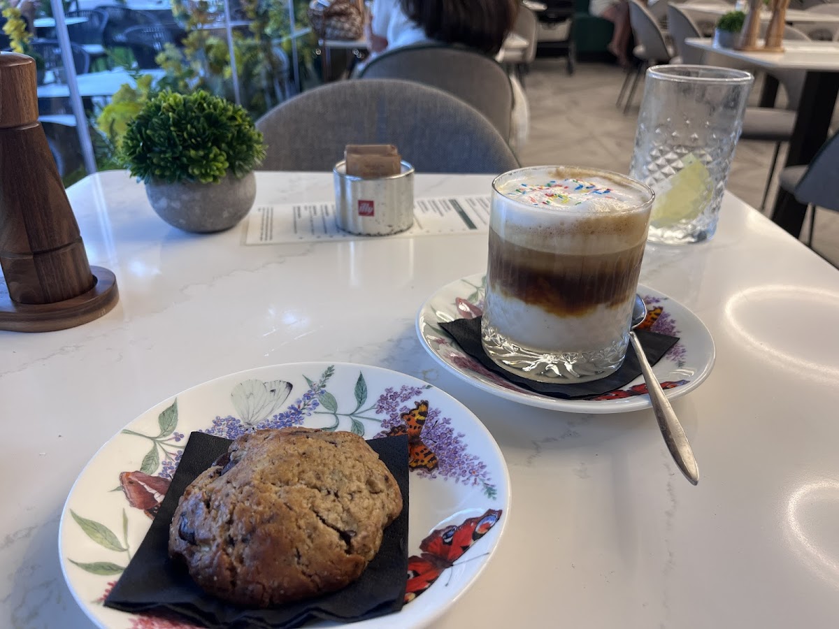 Cinq Marbella