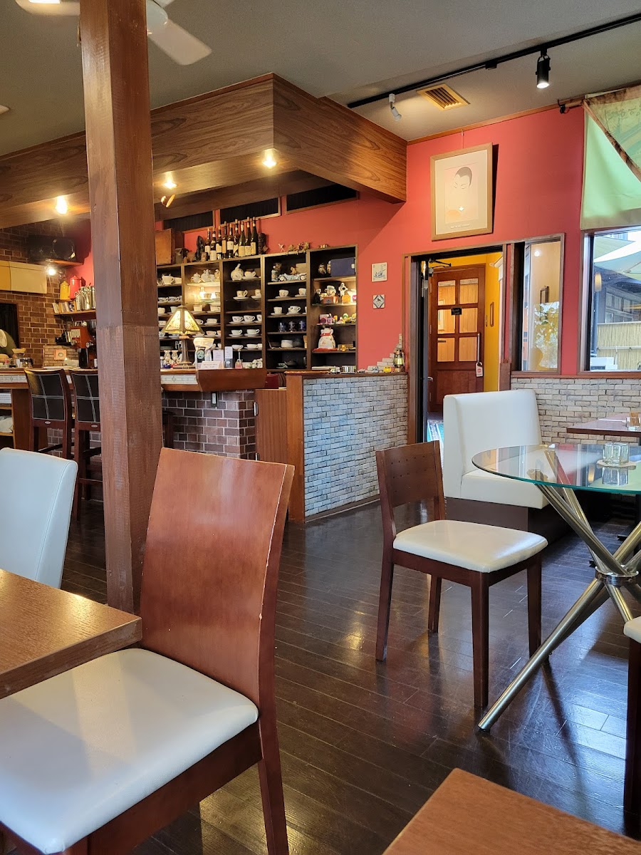 Coffee House Shin Photos 2