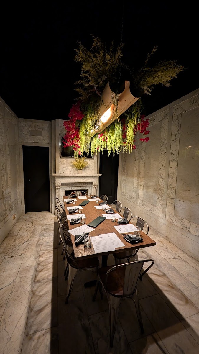 Commonwealth Kitchen & Bar