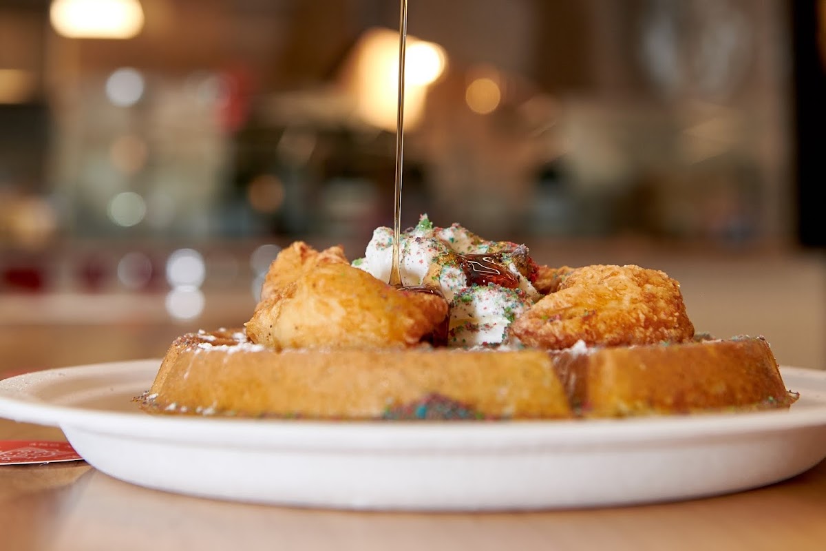 Connie's Chicken And Waffles Photos 2
