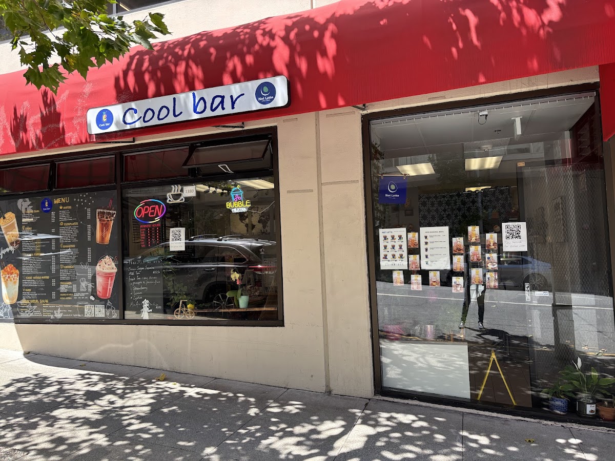 Cool Bar