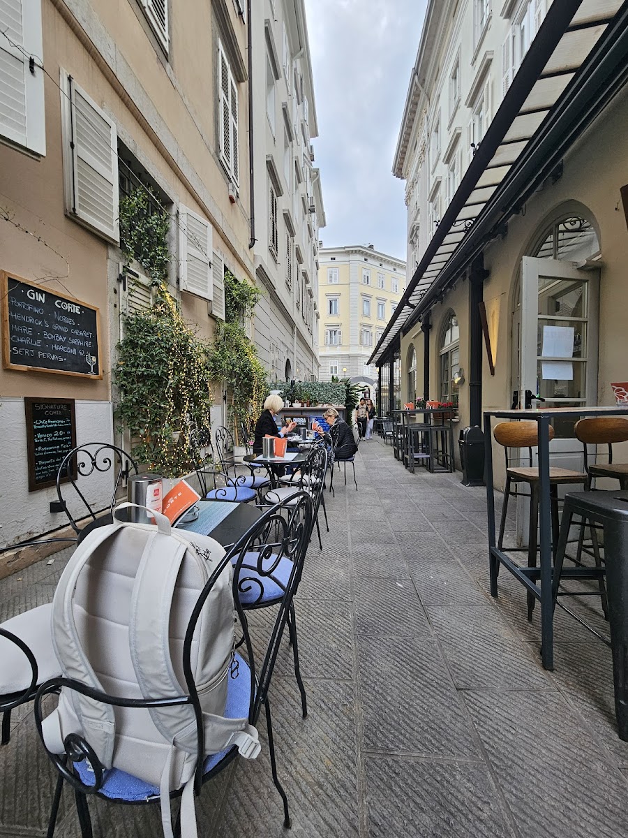 Corte Cafè