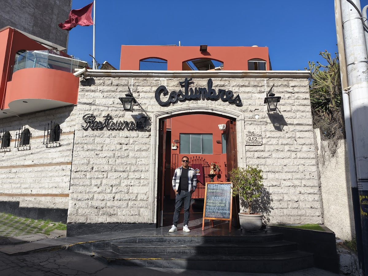 Costumbres - Restaurante Arequipeño