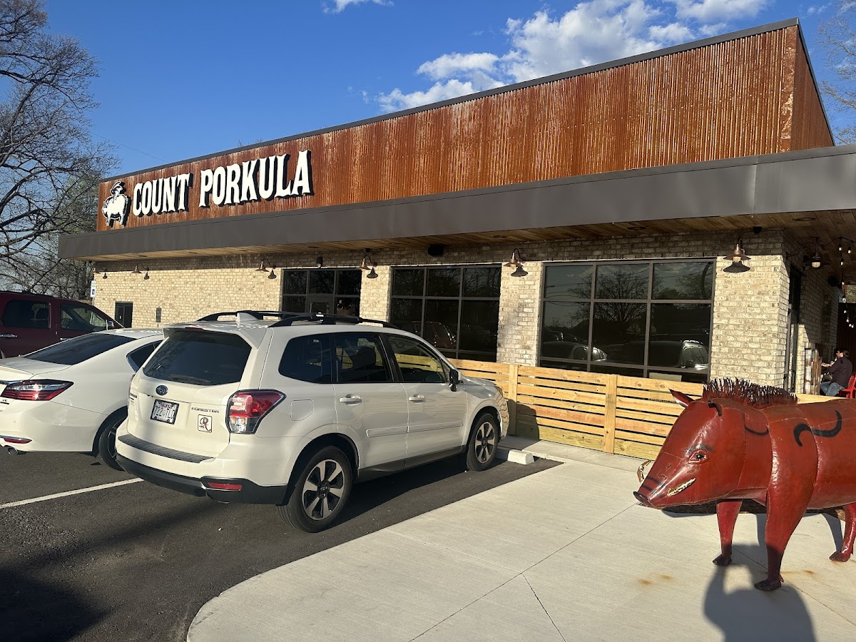 Count Porkula | Local Bar & Bbq