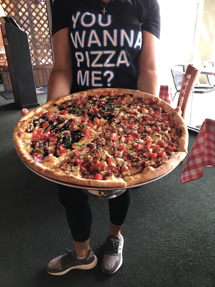 County Line Pizza Restaurant Photos 2