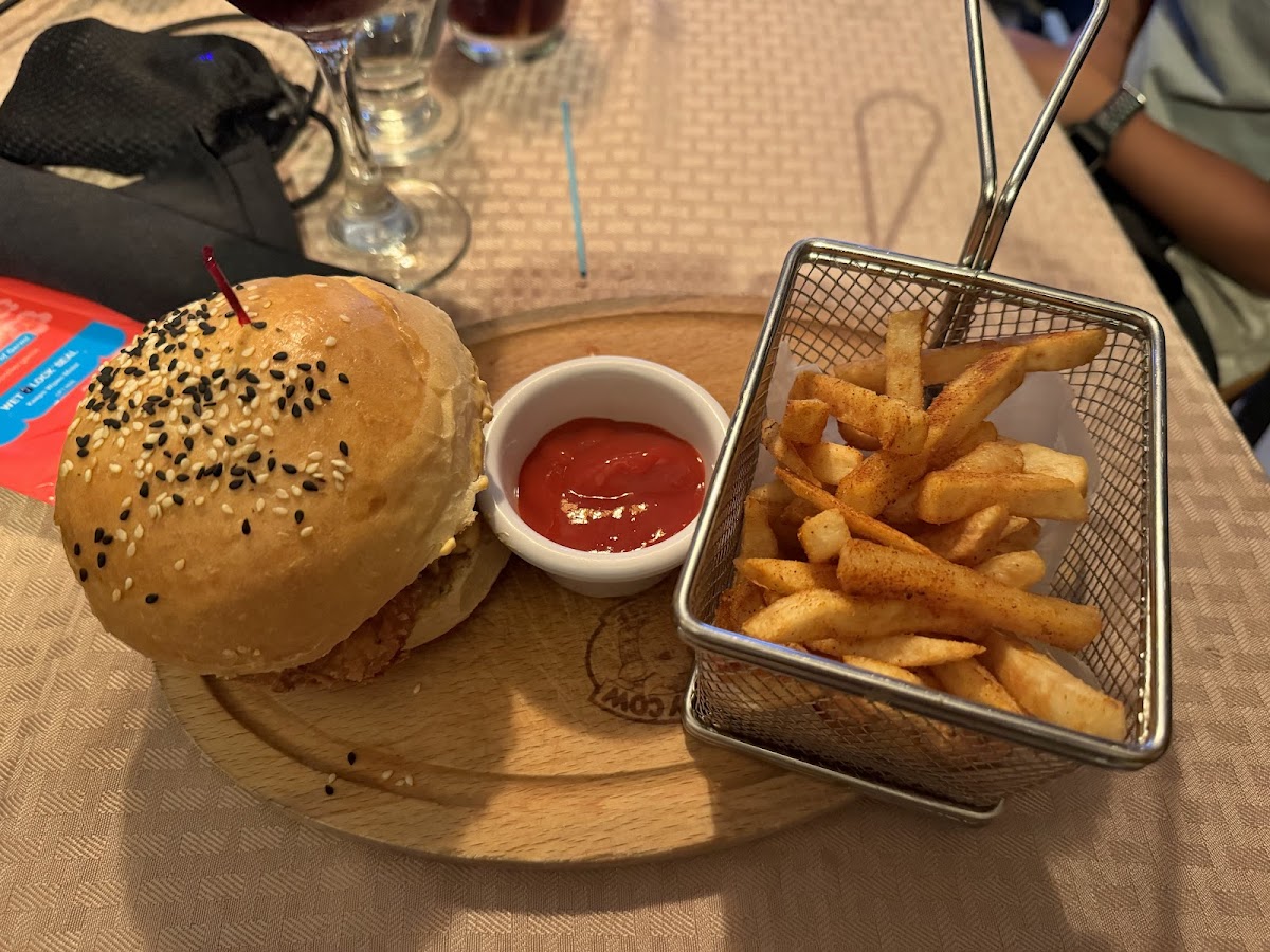 Crave House Of Flavour Photos 9