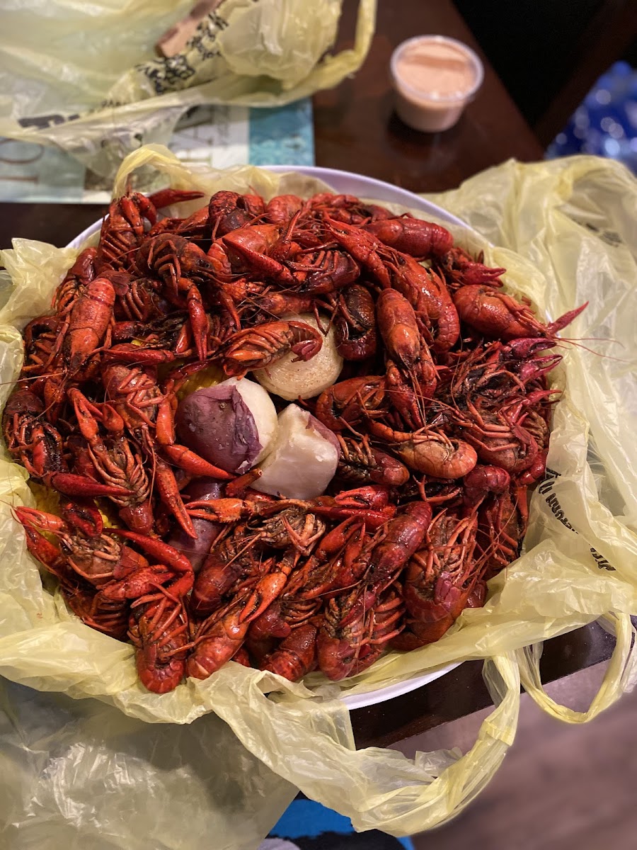 Crawfish House Photos 9