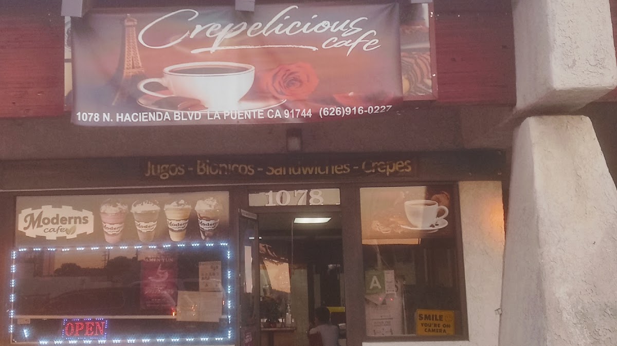 Crepelicious Cafe