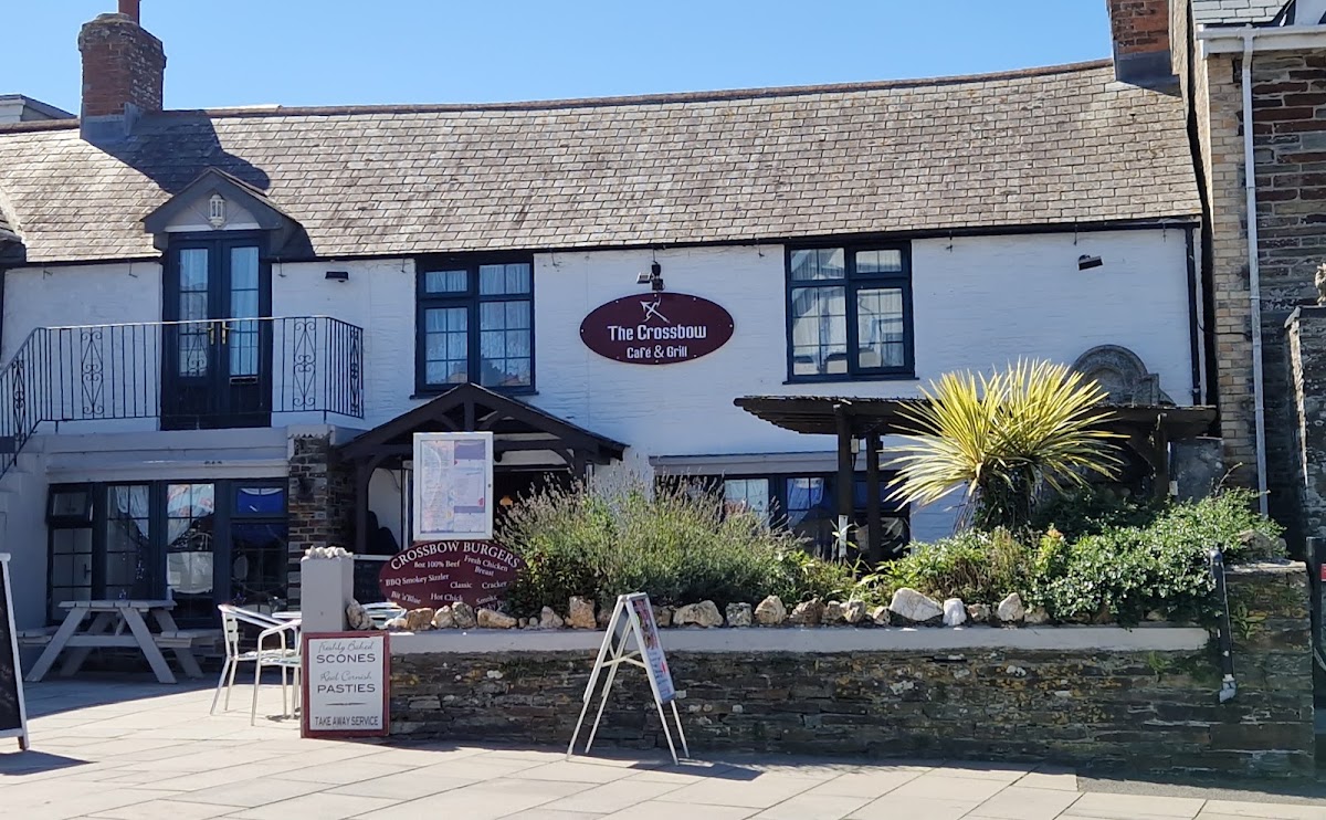 Crossbow Cafe & Grill Photos 2
