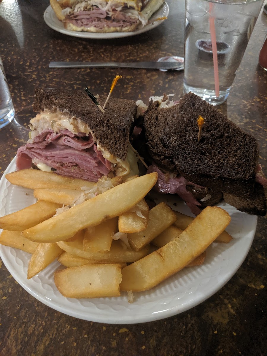 Crossbow Inn Photos 9
