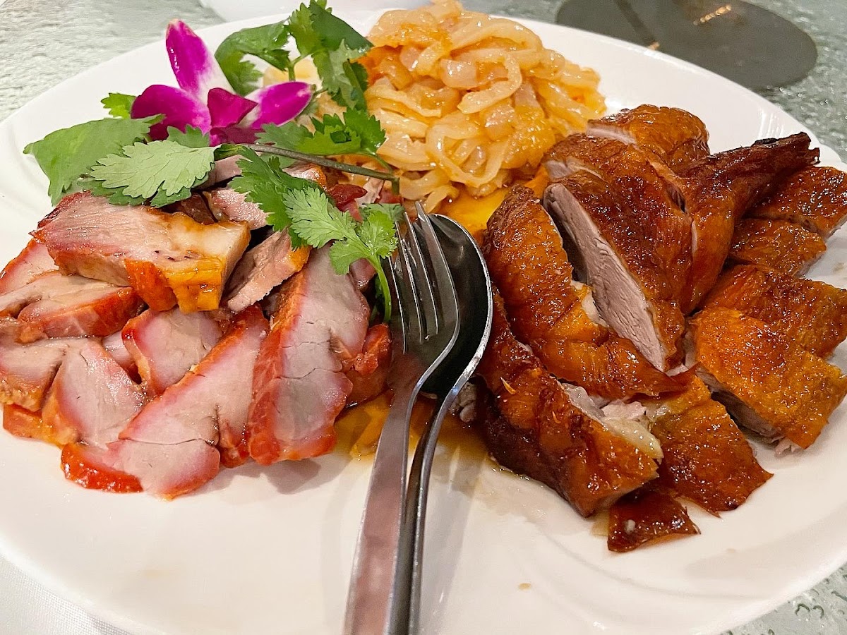 Crown Dragon Restaurant Photos 2