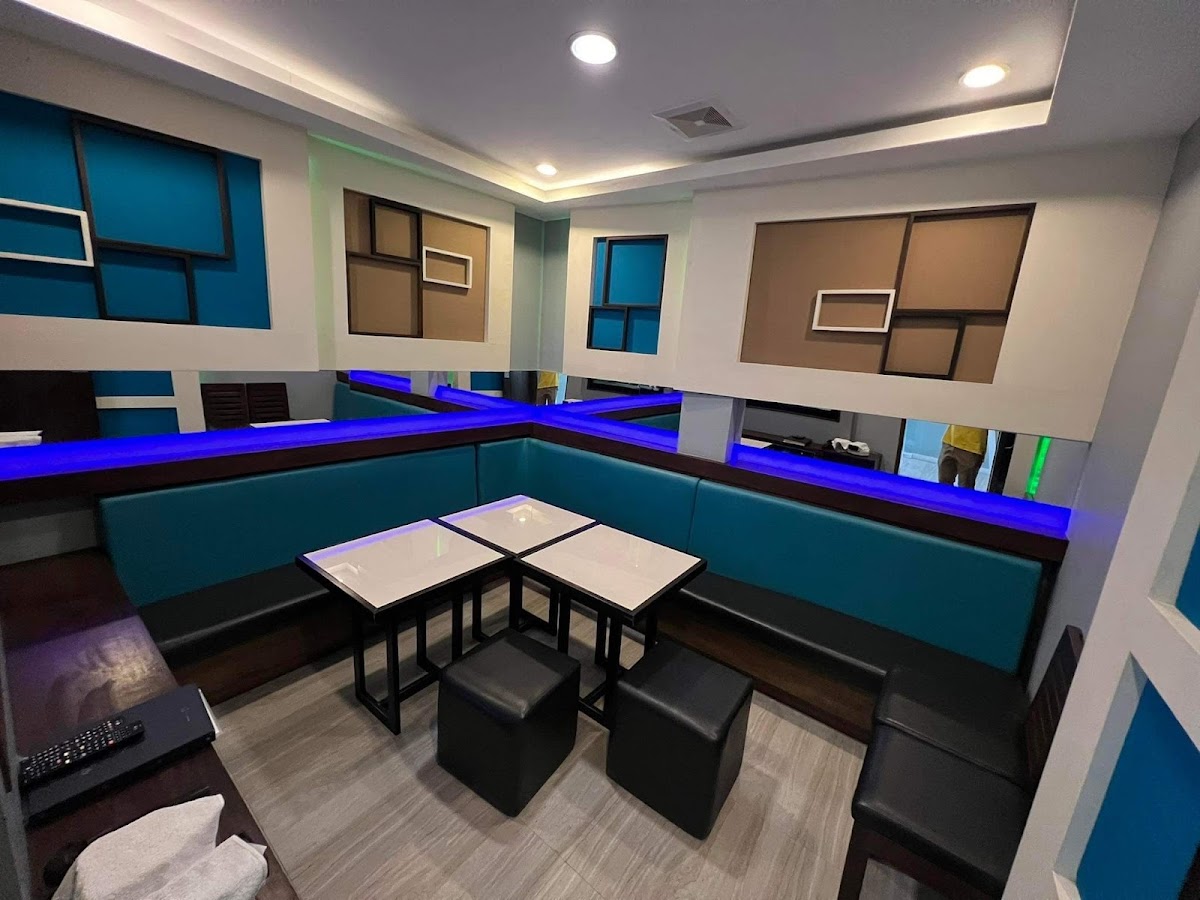 Cube Resto Bar & Ktv Photos 2