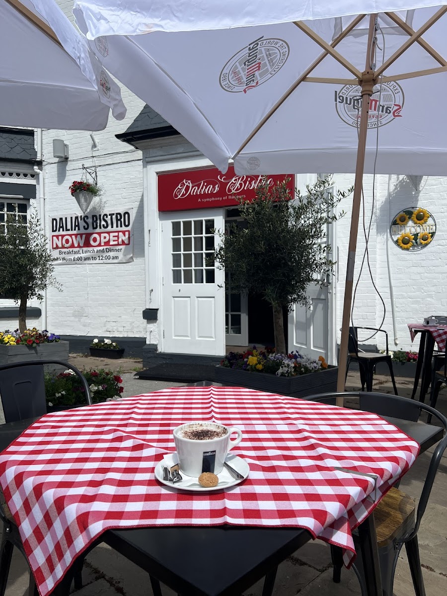Dalia’S Bistro