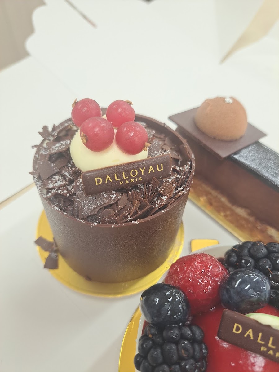 Dalloyau Pacific Place Branch Photos 9
