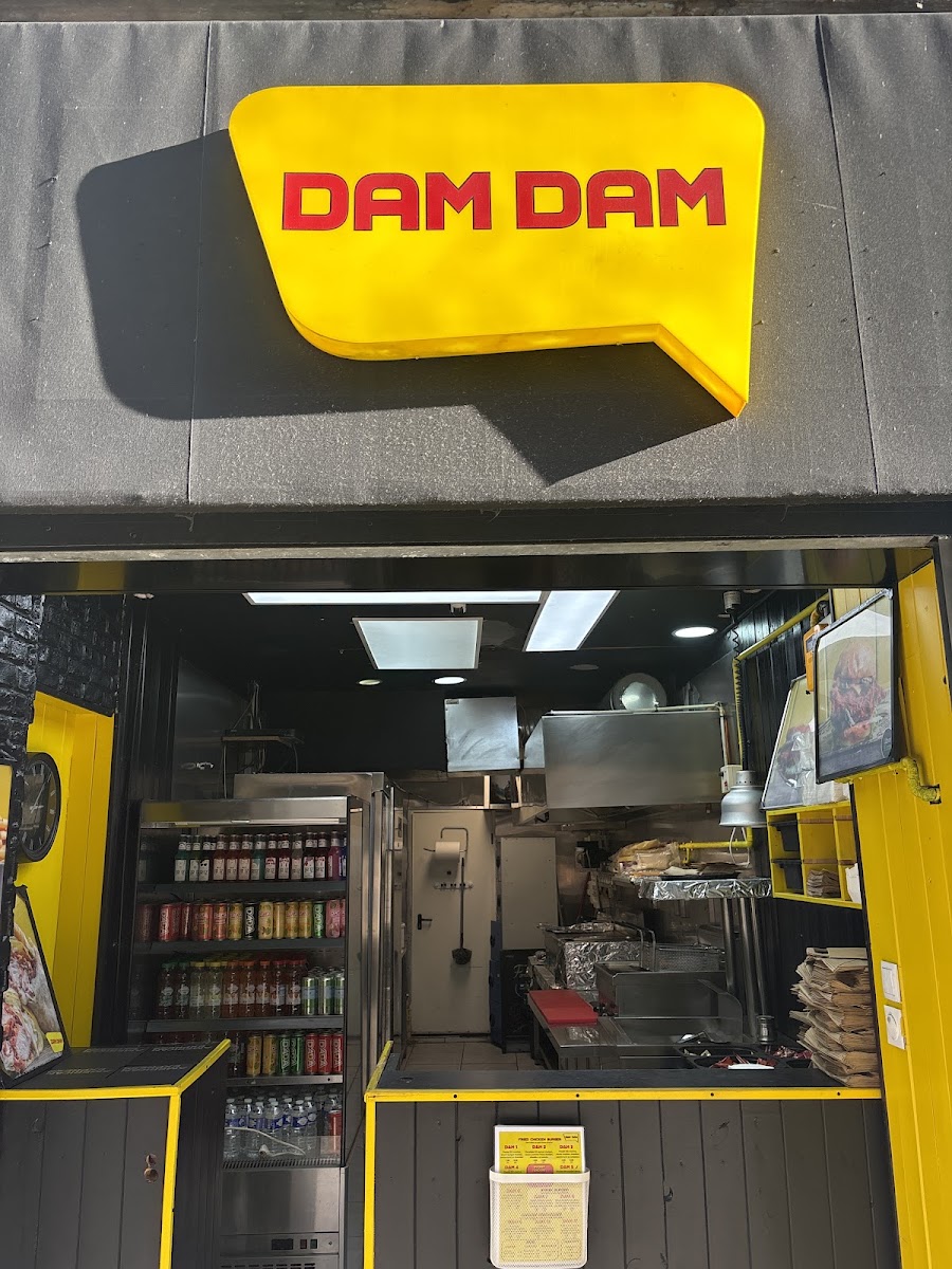 Dam Dam Chicken